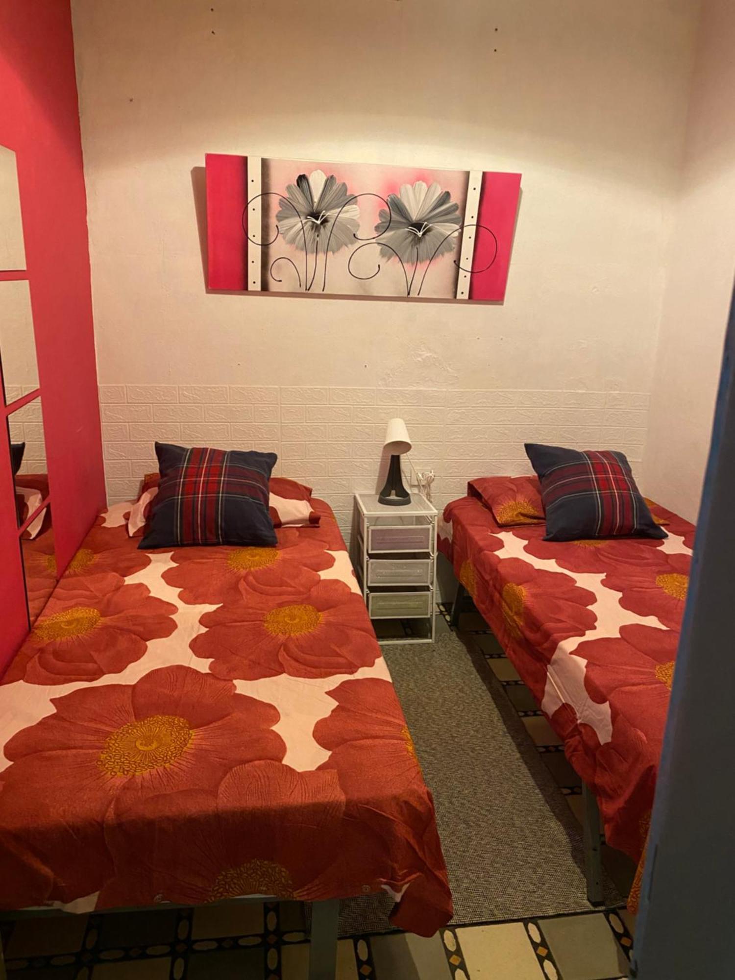 Apartamento Felicitat Figueres  Luaran gambar